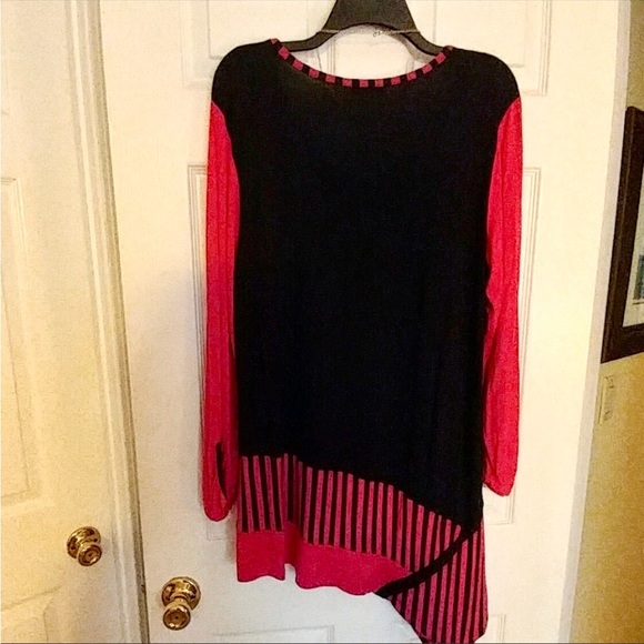 🌹🌹Aster Lovely Black & Hot Pink Tunic/Top Size L🌹🌹 - Picture 2 of 6